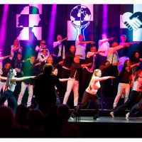 BLACK OR WHITE Konzerte des Chores diestimmbande unter Mitwirkung der Gruppe Stardust von TanZeitLos des TSV Gärtringen e.V.